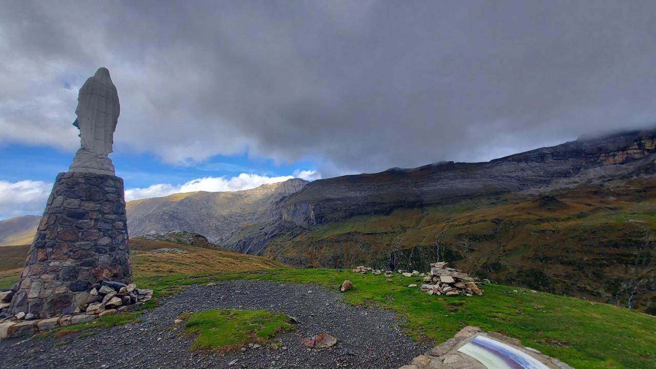 Chalet Sanset Gèdre Eksteriør bilde